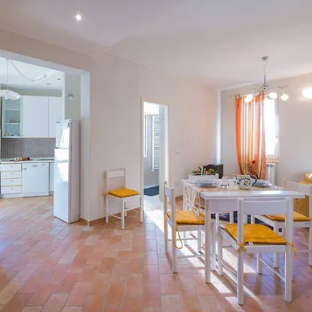 Di Bianca C. Apartment